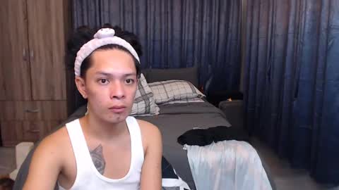 Snapshot of urpinoyasianx chatting on 01-06-25, 11:07 Mel online show from 01-06-25, 11:07