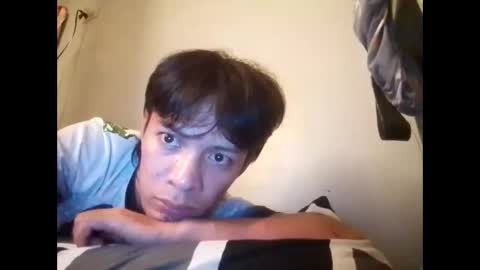 Snapshot of urpinoyasianx chatting on 10-28-25, 03:25 Mel online show from 10-28-25, 03:25