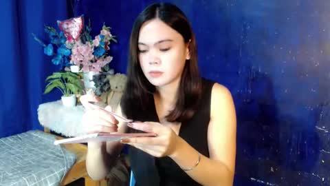 urpretty_girl online show from 12-21-25, 09:16