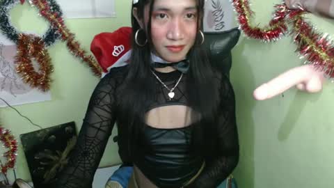 Amara online show from 12-15-24, 03:53