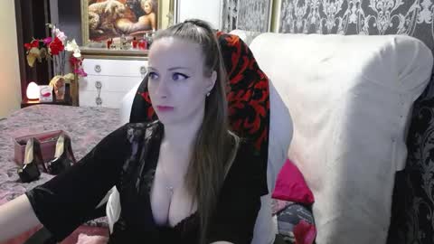 UrSecretTreasure88 online show from 05-05-26, 11:29