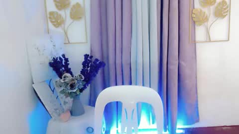 Snapshot of urseductive_llanaxx chatting on 11-10-25, 05:12 JUST CALL ME LLANA online show from 11-10-25, 05:12