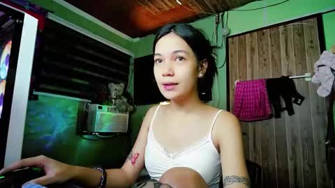 Snapshot of ursexymayhem1 chatting on 10-27-25, 01:53 Ursexymayhem online show from 10-27-25, 01:53