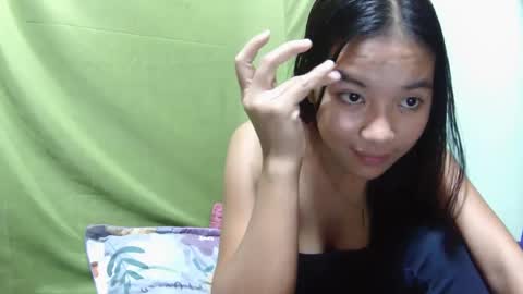 Snapshot of urskinnygirl4u18 chatting on 03-09-25, 04:49 Urskinnygirl4u18 - ROSE ROOM online show from 03-09-25, 04:49