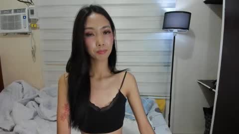 Snapshot of urslutgwen69 chatting on 03-03-25, 05:50 urslutgwen69 online show from 03-03-25, 05:50