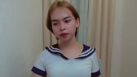 Snapshot of urslutty_jasmine chatting on 05-31-26, 03:04 jasmine online show from 05-31-26, 03:04