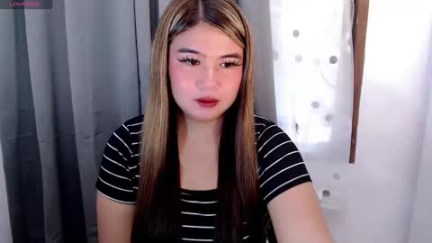          online show from 01-11-25, 01:37