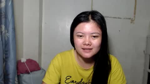 ursweet_lynie online show from 05-12-26, 07:27