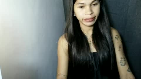 ursweet_zeviixx online show from 06-20-26, 08:28