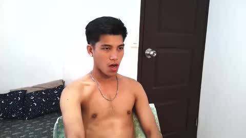 ursweetie_boy online show from 03-18-26, 04:15