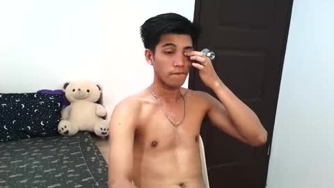 ursweetie_boy online show from 03-29-26, 08:03