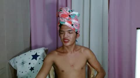 Snapshot of ursweetjena chatting on 11-11-25, 09:53 JEN online show from 11-11-25, 09:53