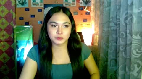 YOURGIRLCAMILLA online show from 12-15-25, 03:38