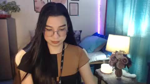 Snapshot of urwetasianprincessxx chatting on 12-05-24, 11:27 Ashley Kate Mateo Gray online show from 12-05-24, 11:27