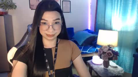 Snapshot of urwetasianprincessxx chatting on 12-22-24, 01:55 Ashley Kate Mateo Gray online show from 12-22-24, 01:55