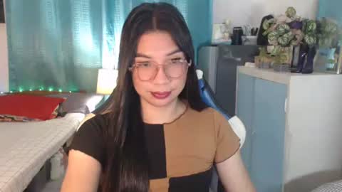 Ashley Kate Mateo Gray online show from 02-19-26, 11:06
