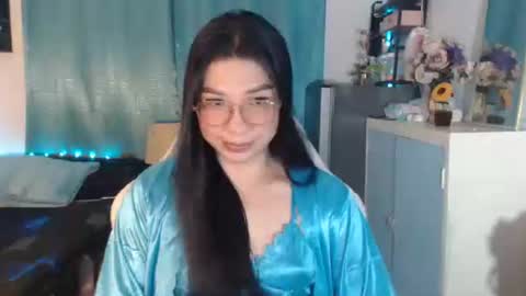 Ashley Kate Mateo Gray online show from 03-19-26, 05:55