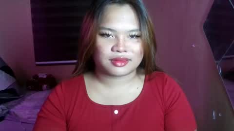 Snapshot of urwifematerial69_ chatting on 04-01-26, 06:16 Bella Miles Olivia online show from 04-01-26, 06:16
