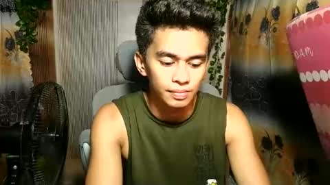 urwild_fuckerxx online show from 05-17-26, 08:34