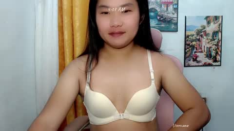 Snapshot of urwildpinayxxx chatting on 01-20-25, 09:01 melody online show from 01-20-25, 09:01