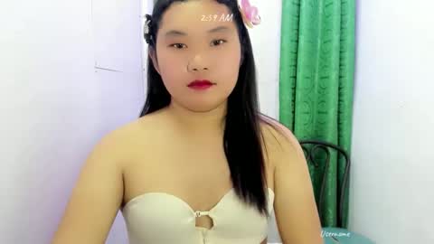 Snapshot of urwildpinayxxx chatting on 10-01-25, 06:58 melody online show from 10-01-25, 06:58