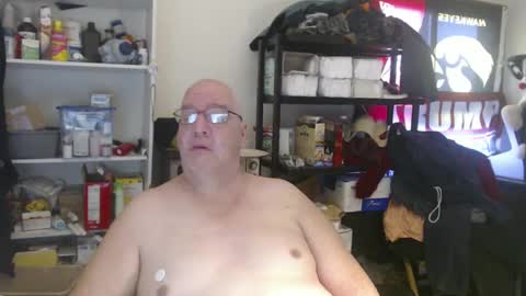 Snapshot of usgoober chatting on 12-10-24, 02:17 Eric online show from 12-10-24, 02:17