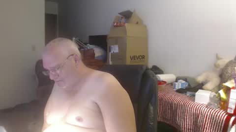 Snapshot of usgoober chatting on 09-26-25, 02:37 Eric online show from 09-26-25, 02:37