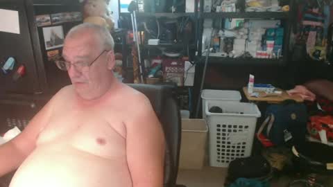 Snapshot of usgoober chatting on 07-03-26, 12:00 Eric online show from 07-03-26, 12:00