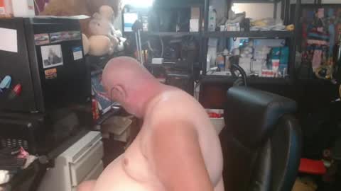 Snapshot of usgoober chatting on 07-08-26, 02:38 Eric online show from 07-08-26, 02:38