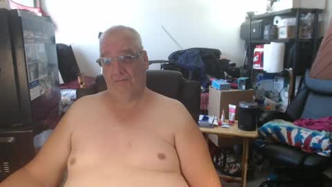 Snapshot of usgoober chatting on 07-28-26, 12:48 Eric online show from 07-28-26, 12:48