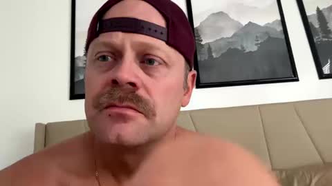 Snapshot of utah4fub4 chatting on 10-10-25, 10:09 utah4fub4 online show from 10-10-25, 10:09