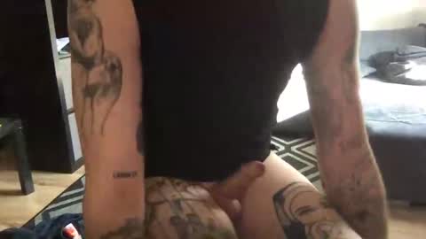 Snapshot of uwantitno chatting on 03-05-25, 01:28 uwantitno online show from 03-05-25, 01:28