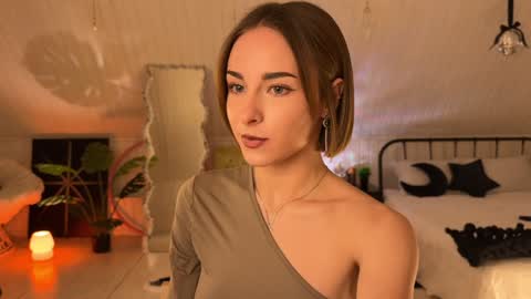 Anika On vacation online show from 11-15-25, 04:58