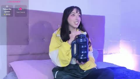 v1cky_ online show from 11-07-25, 10:32