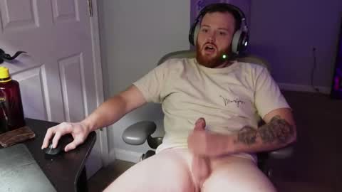 Snapshot of v_for_veng chatting on 12-04-25, 03:05 v_for_veng online show from 12-04-25, 03:05