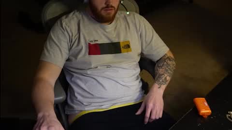 Snapshot of v_for_veng chatting on 02-17-26, 12:18 v_for_veng online show from 02-17-26, 12:18