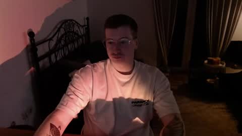 Snapshot of vacation__ chatting on 01-26-25, 04:30 vacation__ online show from 01-26-25, 04:30