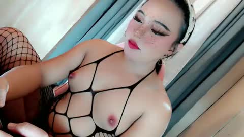 Snapshot of vae_sha chatting on 11-23-25, 11:15 JESS - DONT FORGET TO FOLLOW ME AND GIVE ME THUMBS UP online show from 11-23-25, 11:15