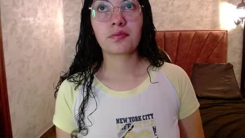 Vainilla online show from 11-05-25, 01:49