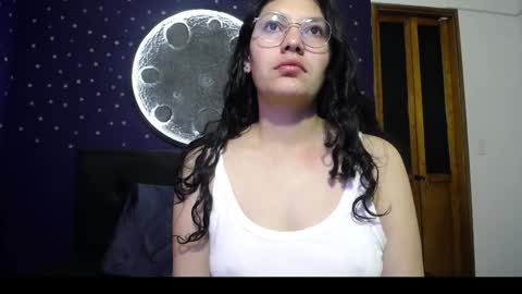 Vainilla online show from 12-22-25, 02:08