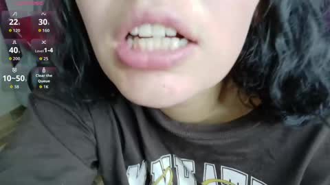 Vainilla online show from 04-22-26, 02:03