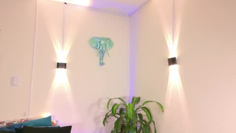 vainilla_secret online show from 08-01-26, 01:32