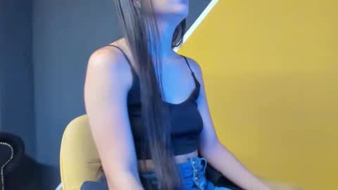 VaiolletCooper online show from 04-02-26, 03:31