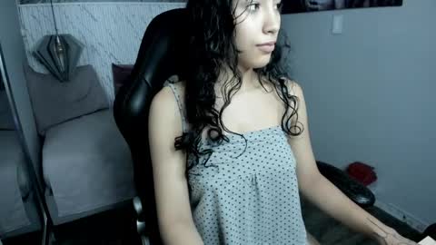 Vaioleth online show from 06-06-26, 12:21