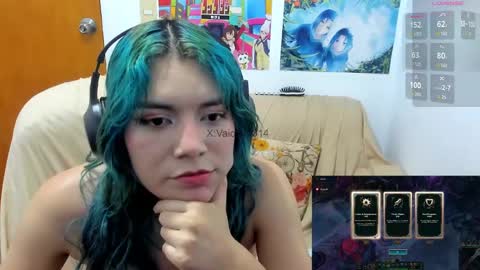 Snapshot of vaioletuwu chatting on 11-06-25, 12:44 Vaiolet1314 online show from 11-06-25, 12:44