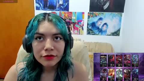 Snapshot of vaioletuwu chatting on 11-07-25, 02:00 Vaiolet1314 online show from 11-07-25, 02:00