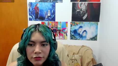 Snapshot of vaioletuwu chatting on 11-11-25, 02:22 Vaiolet1314 online show from 11-11-25, 02:22