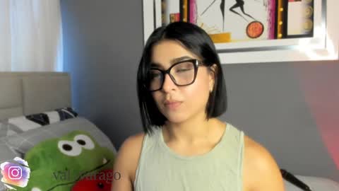 Snapshot of val_varago chatting on 06-01-26, 10:11 val_varago online show from 06-01-26, 10:11