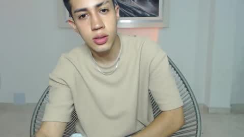 valen paul online show from 12-14-25, 03:23