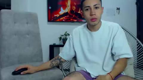 valen paul online show from 01-16-26, 03:43